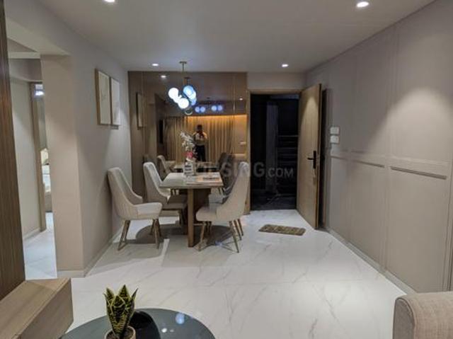 2 BHK Apartment in Kurla West for resale Mumbai. The reference number is 20684436