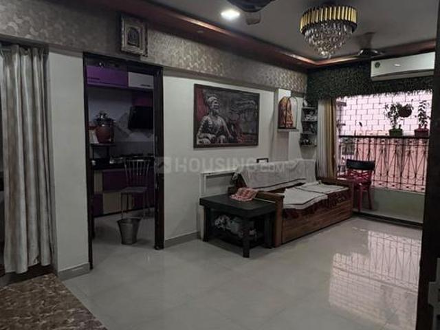 2 BHK Apartment in Kurla West for resale Mumbai. The reference number is 21200360