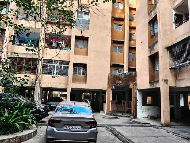 2 BHK Apartment in Habib Ganj for resale Bhopal. The reference number is 20798717