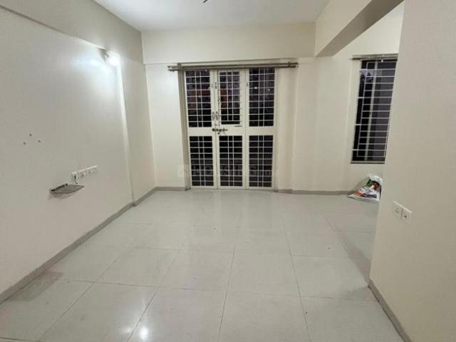 2 BHK Apartment in Hadapsar for rent Pune. The reference number is 18905671