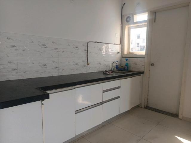 2 BHK Apartment in Hadapsar for rent Pune. The reference number is 19194736