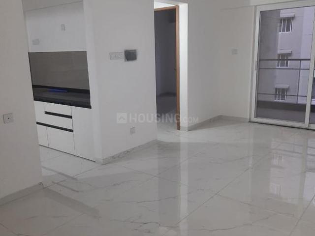 2 BHK Apartment in Hadapsar for rent Pune. The reference number is 19202382