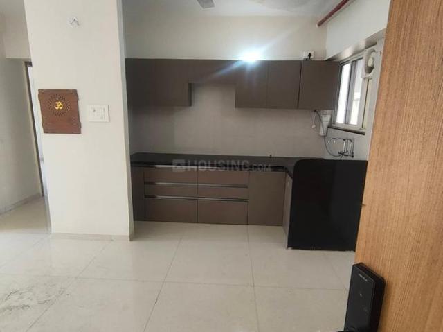 2 BHK Apartment in Hadapsar for rent Pune. The reference number is 19676673