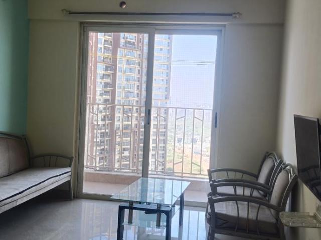 2 BHK Apartment in Hadapsar for rent Pune. The reference number is 19677062