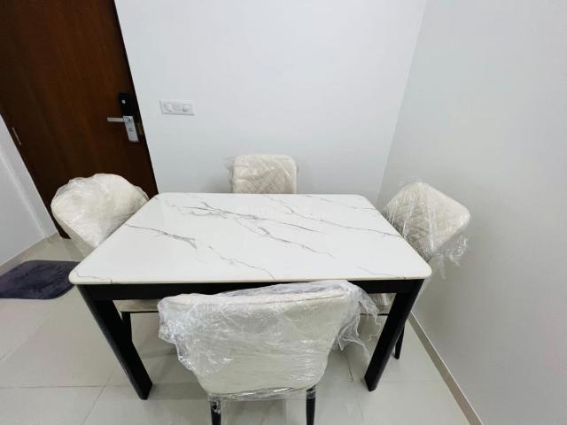 2 BHK Apartment in Hadapsar for rent Pune. The reference number is 19689446