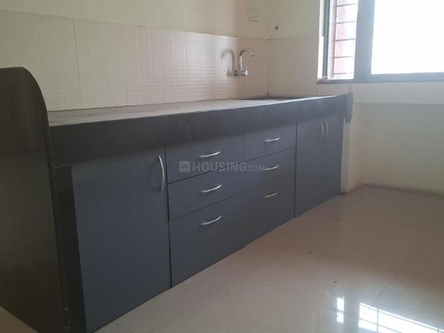 2 BHK Apartment in Hadapsar for rent Pune. The reference number is 19796277