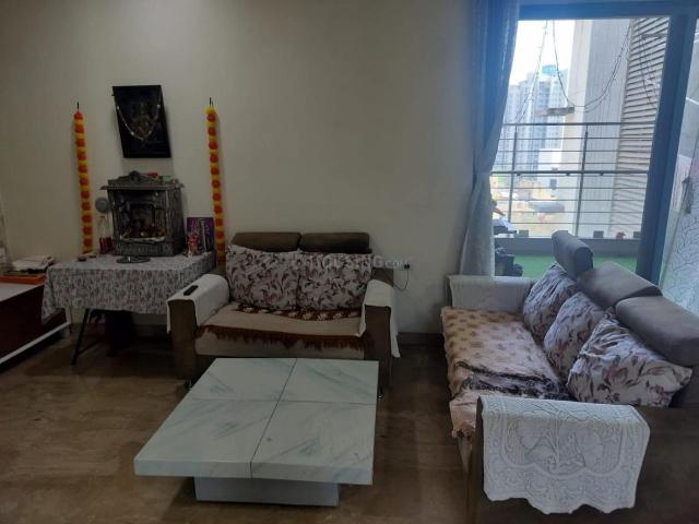 2 BHK Apartment in Hadapsar for rent Pune. The reference number is 19714764