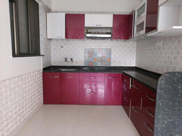 2 BHK Apartment in Hadapsar for rent Pune. The reference number is 20012921