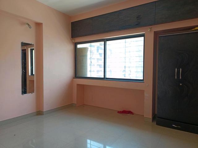 2 BHK Apartment in Hadapsar for rent Pune. The reference number is 20129981