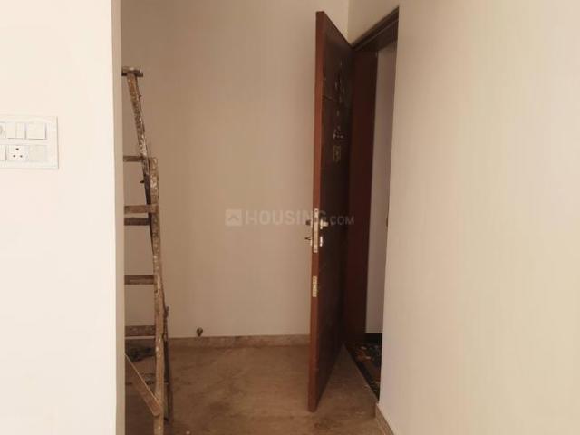 2 BHK Apartment in Hadapsar for rent Pune. The reference number is 20685981