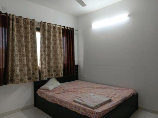 2 BHK Apartment in Hadapsar for rent Pune. The reference number is 20695688