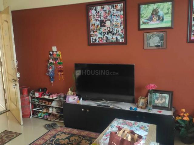 2 BHK Apartment in Hadapsar for rent Pune. The reference number is 20609447