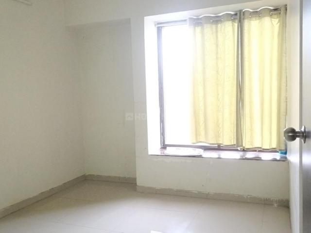 2 BHK Apartment in Hadapsar for rent Pune. The reference number is 20612978
