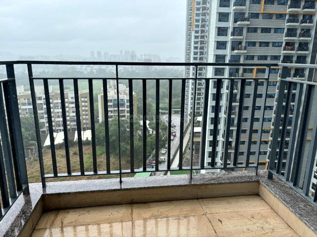 2 BHK Apartment in Hadapsar for rent Pune. The reference number is 20629367