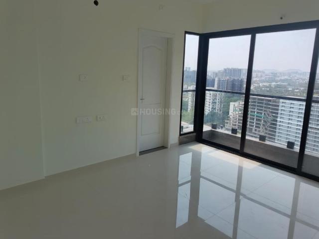 2 BHK Apartment in Hadapsar for rent Pune. The reference number is 20701905