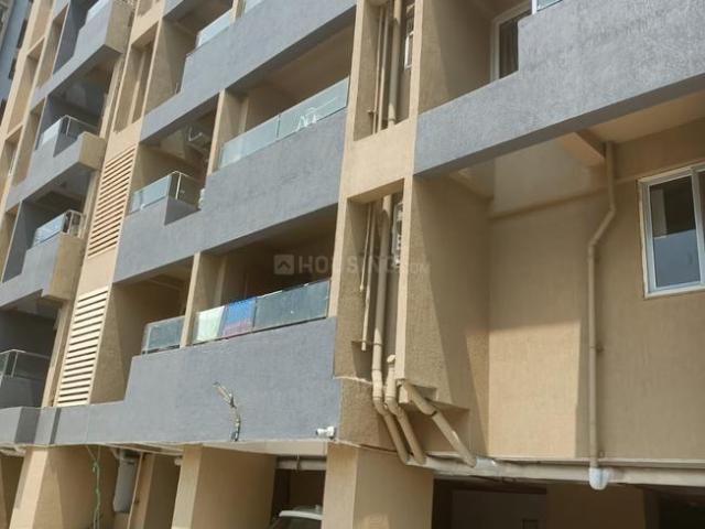2 BHK Apartment in Hadapsar for rent Pune. The reference number is 20867924