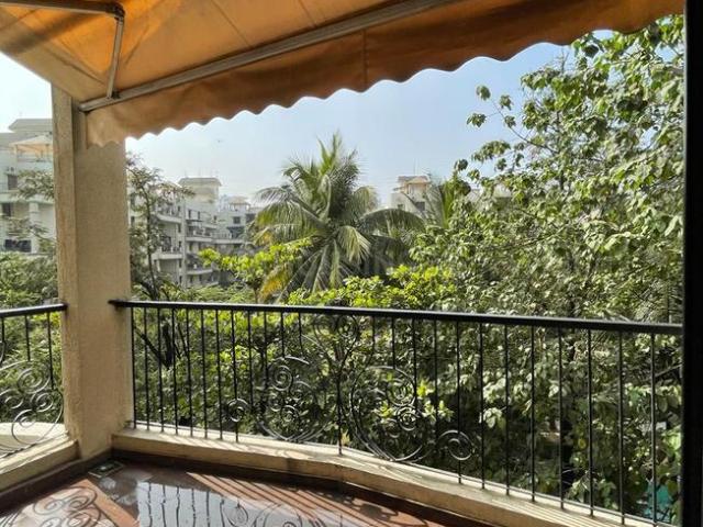 2 BHK Apartment in Hadapsar for rent Pune. The reference number is 20868106