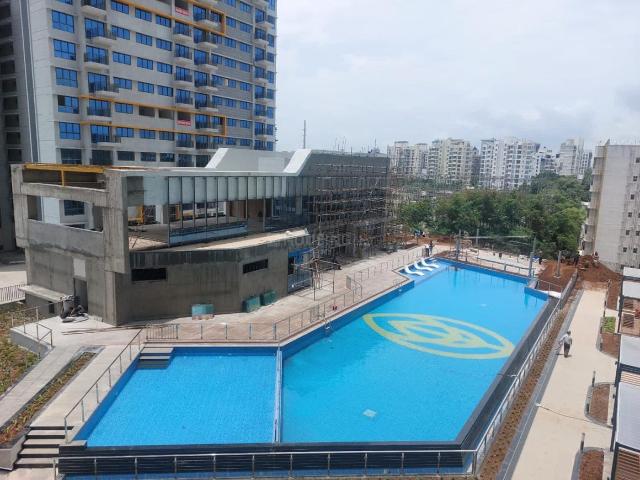 2 BHK Apartment in Hadapsar for rent Pune. The reference number is 20885785