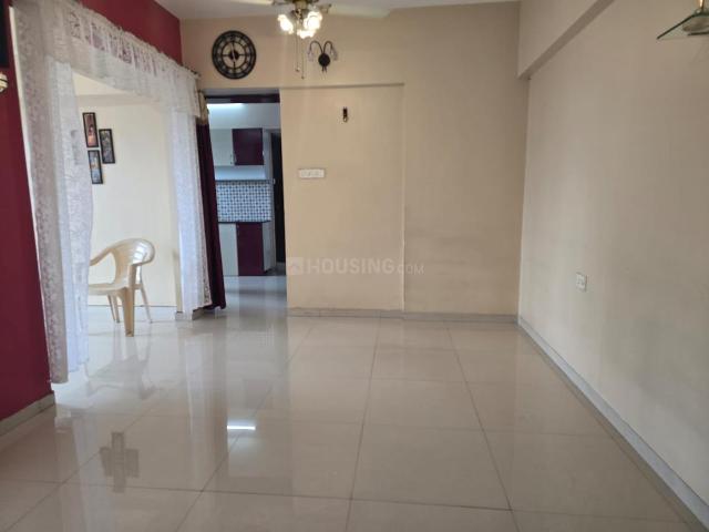 2 BHK Apartment in Hadapsar for rent Pune. The reference number is 20947519