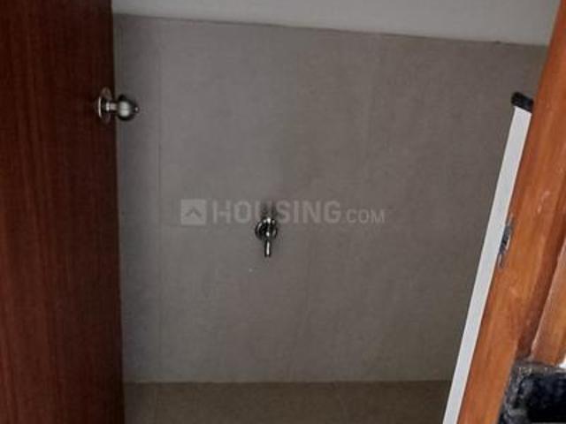2 BHK Apartment in Hadapsar for rent Pune. The reference number is 20950522