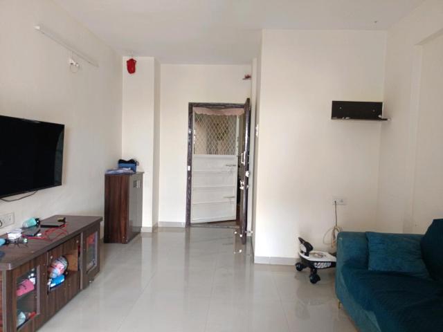2 BHK Apartment in Hadapsar for rent Pune. The reference number is 20961844