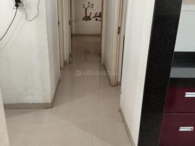 2 BHK Apartment in Hadapsar for rent Pune. The reference number is 20986638