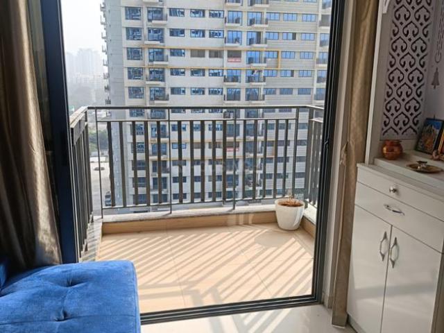 2 BHK Apartment in Hadapsar for rent Pune. The reference number is 20907342