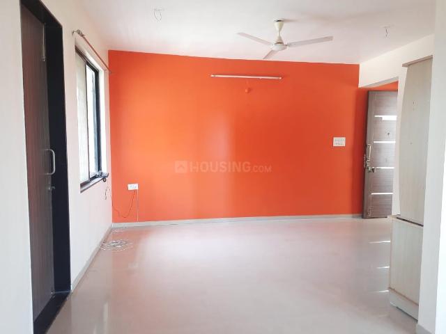 2 BHK Apartment in Hadapsar for rent Pune. The reference number is 21044573