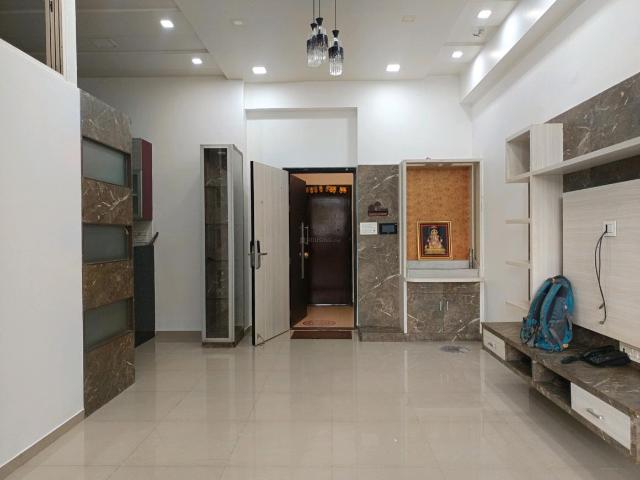 2 BHK Apartment in Hadapsar for rent Pune. The reference number is 21050071