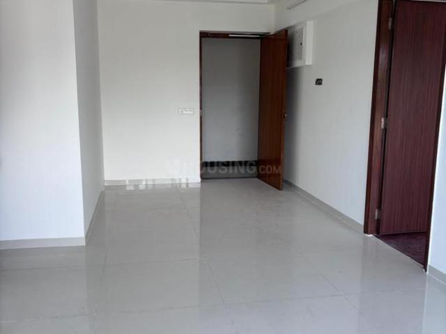 2 BHK Apartment in Hadapsar for rent Pune. The reference number is 21051610