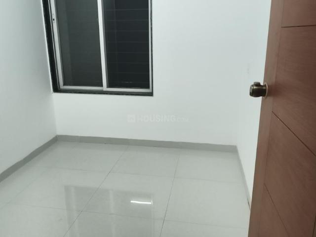 2 BHK Apartment in Hadapsar for rent Pune. The reference number is 21053744