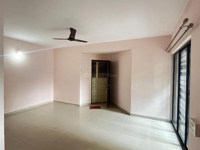 2 BHK Apartment in Hadapsar for rent Pune. The reference number is 21090783