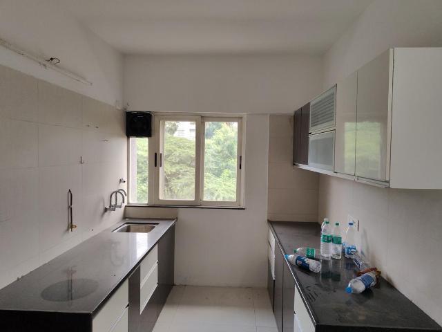 2 BHK Apartment in Hadapsar for rent Pune. The reference number is 21097554
