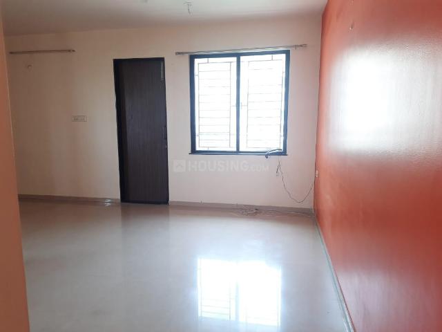2 BHK Apartment in Hadapsar for rent Pune. The reference number is 21015610