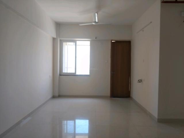2 BHK Apartment in Hadapsar for rent Pune. The reference number is 21020861