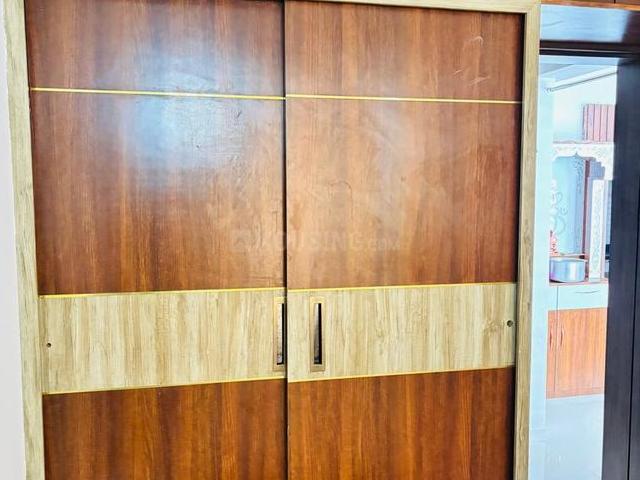 2 BHK Apartment in Hadapsar for rent Pune. The reference number is 21179298