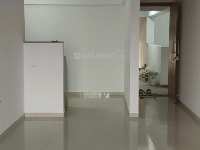 2 BHK Apartment in Hadapsar for rent Pune. The reference number is 21184362