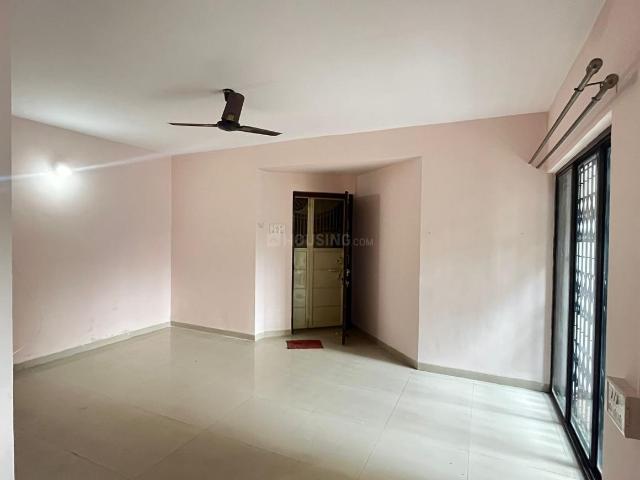 2 BHK Apartment in Hadapsar for rent Pune. The reference number is 21110287