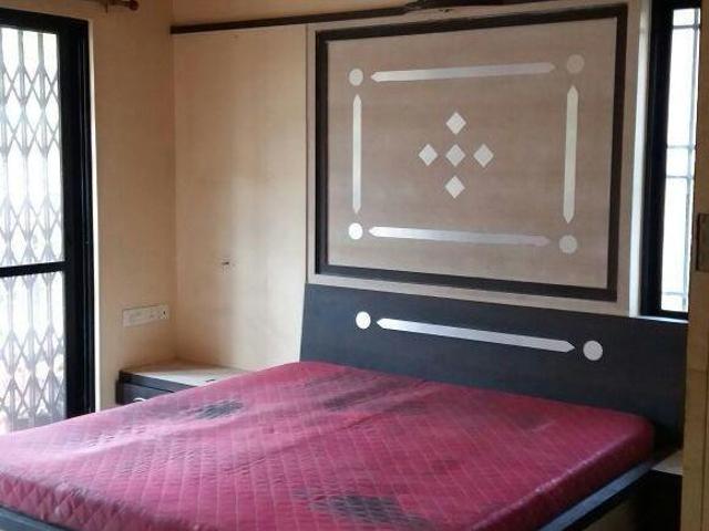 2 BHK Apartment in Hadapsar for rent Pune. The reference number is 3218419