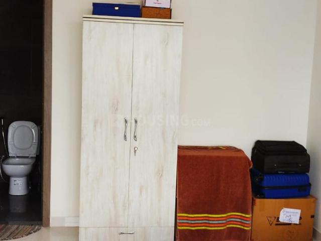 2 BHK Apartment in Hadapsar for resale Pune. The reference number is 18148364