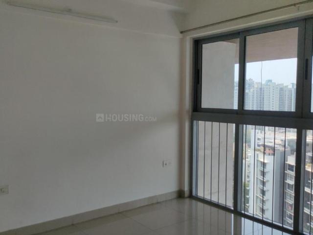 2 BHK Apartment in Hadapsar for resale Pune. The reference number is 19348118
