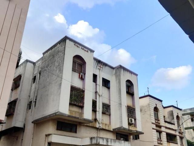 2 BHK Apartment in Hadapsar for resale Pune. The reference number is 13119589