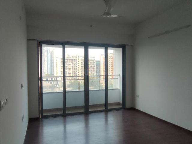 2 BHK Apartment in Hadapsar for resale Pune. The reference number is 21054813