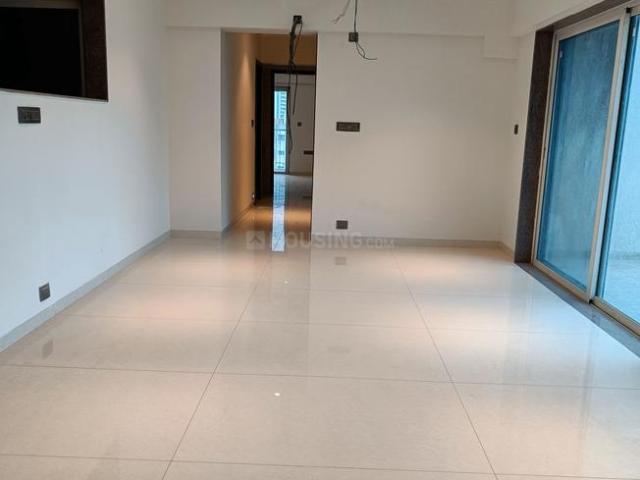 2 BHK Apartment in Hadapsar for resale Pune. The reference number is 21050370