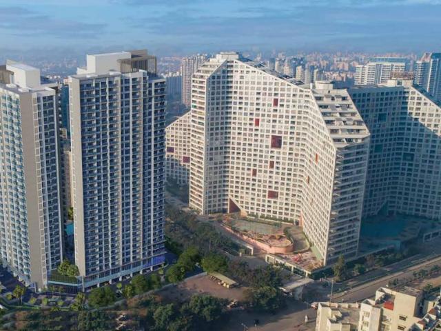 2 BHK Apartment in Hadapsar for resale Pune. The reference number is 21072180