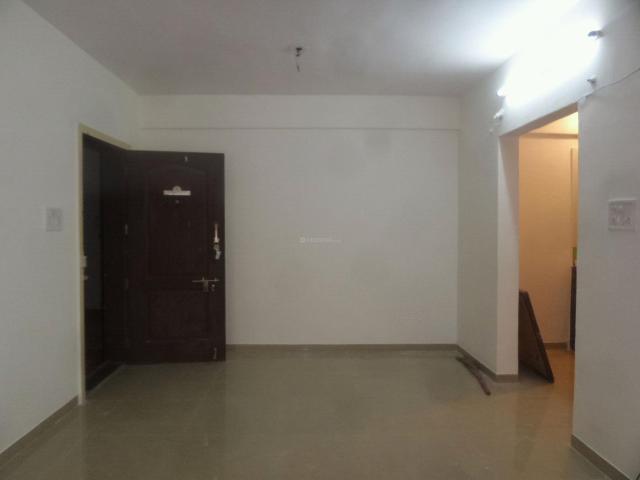 2 BHK Apartment in Hadapsar for resale Pune. The reference number is 21126350
