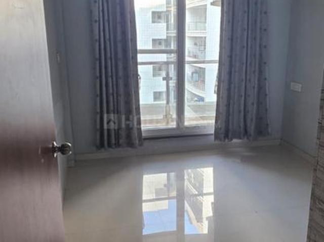 2 BHK Apartment in Hadapsar for resale Pune. The reference number is 21152015