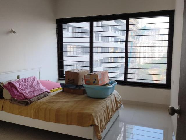 2 BHK Apartment in Hadapsar for resale Pune. The reference number is 21173570