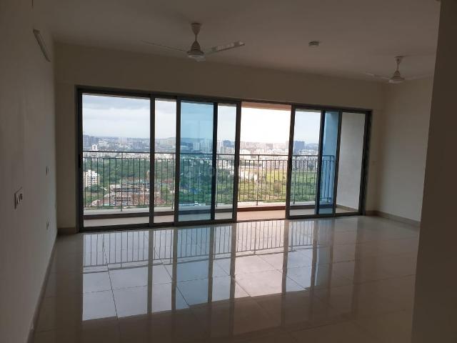 2 BHK Apartment in Hadapsar for resale Pune. The reference number is 21365001