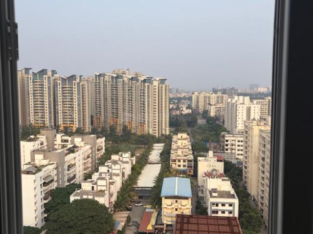 2 BHK Apartment in Hadapsar for resale Pune. The reference number is 21371751